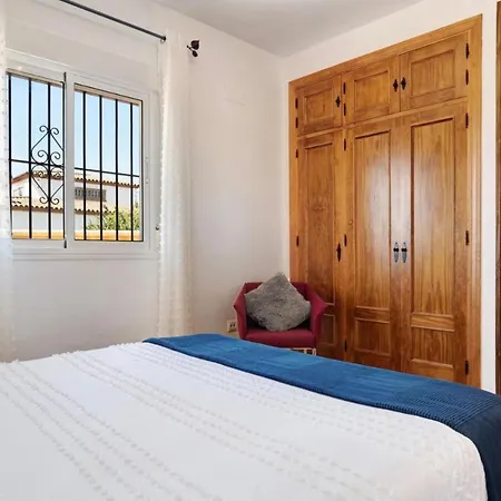 Ebano * Conil De La Frontera